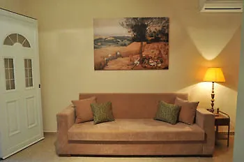 Valta View Suites & Apartments Kremmidi Greece