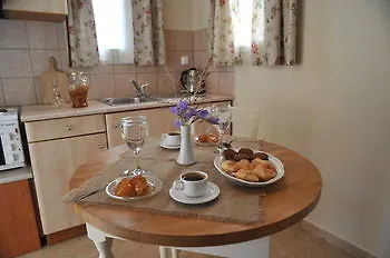 Valta View Suites & Apartments Kremmidi